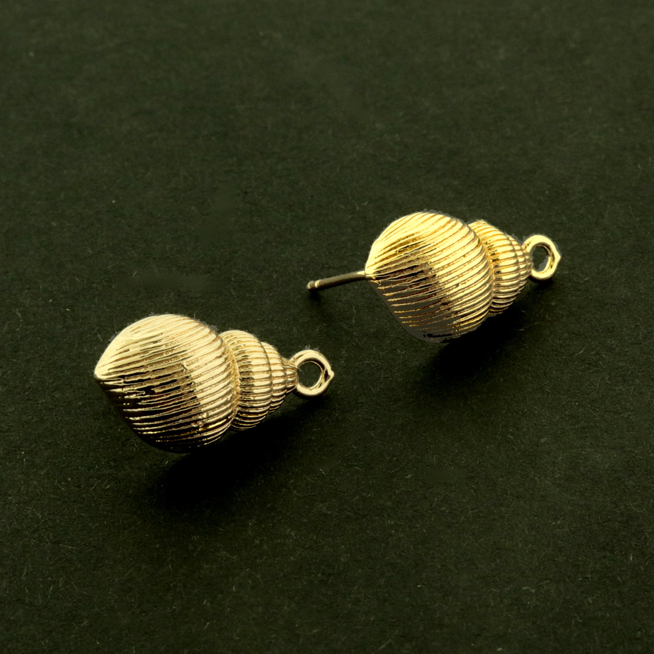 14k Conch Earrings - 1 Pair - Sea Shell Design - 14k Gold Plated Brass - GLD1037