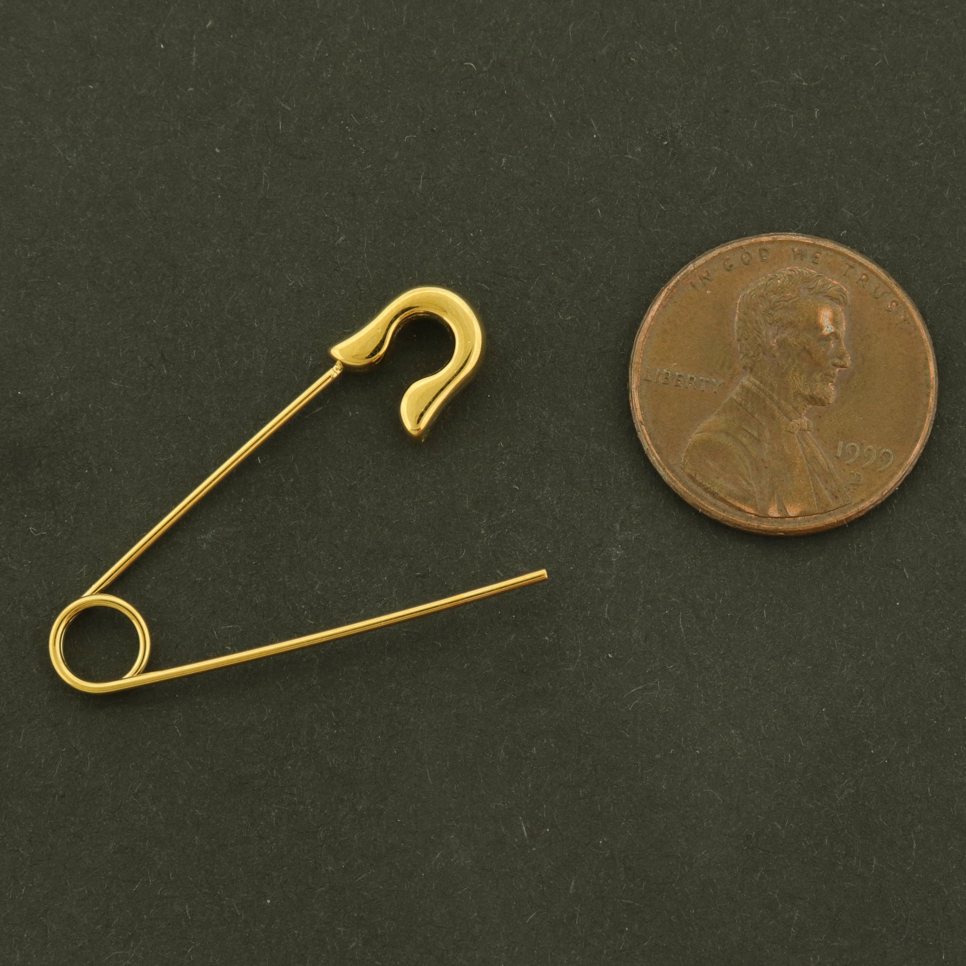 14k Safety Pin Charm - 14k Gold Plated Stainless Steel - GLD1129