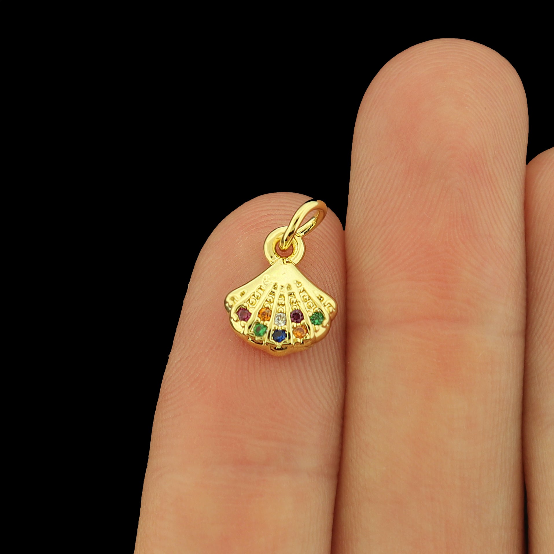 18k Seashell Charm - Ocean Pendant - 18k Gold Plated - BR051