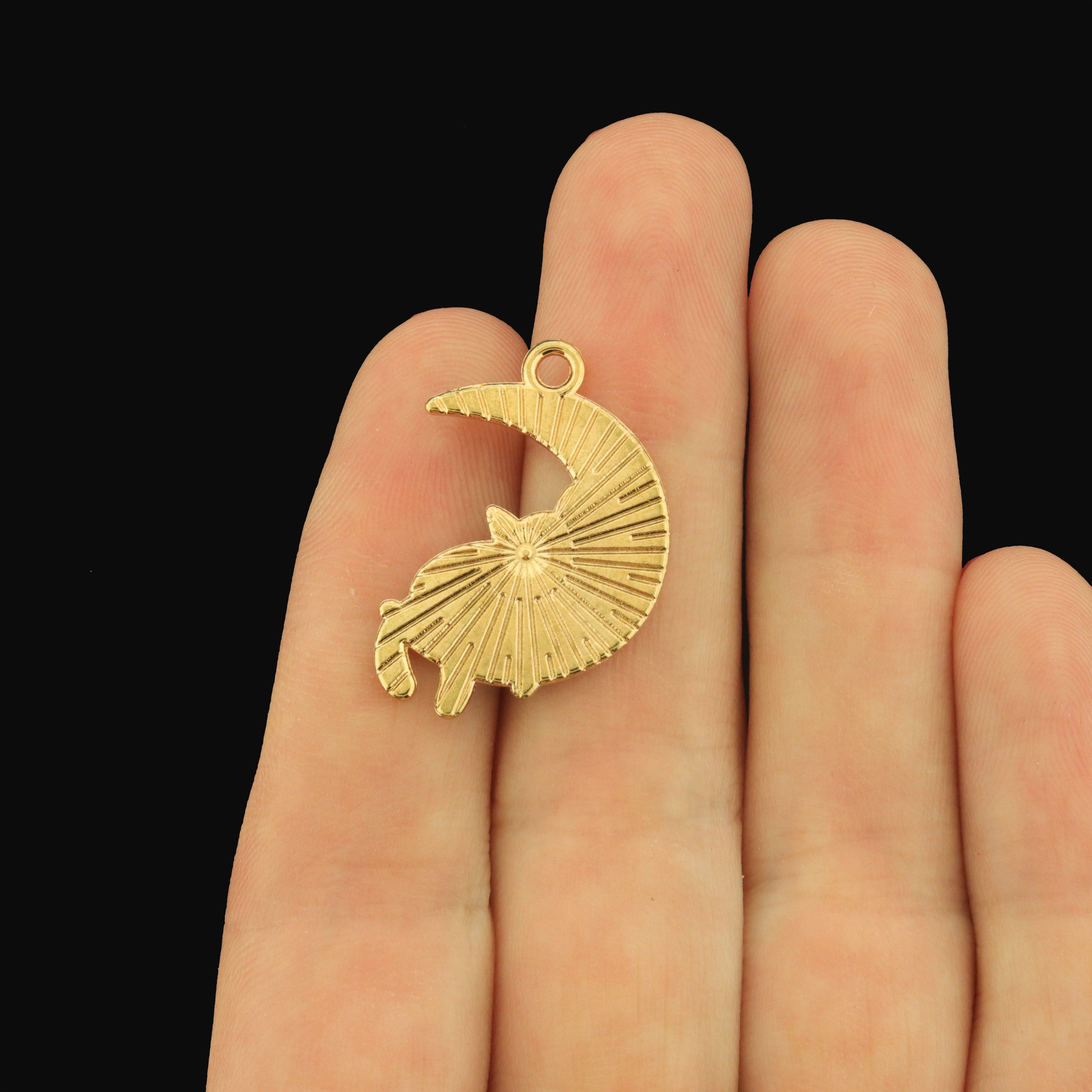 4 Black Cat Sleeping on Moon Enamel Charms - Celestial - E175