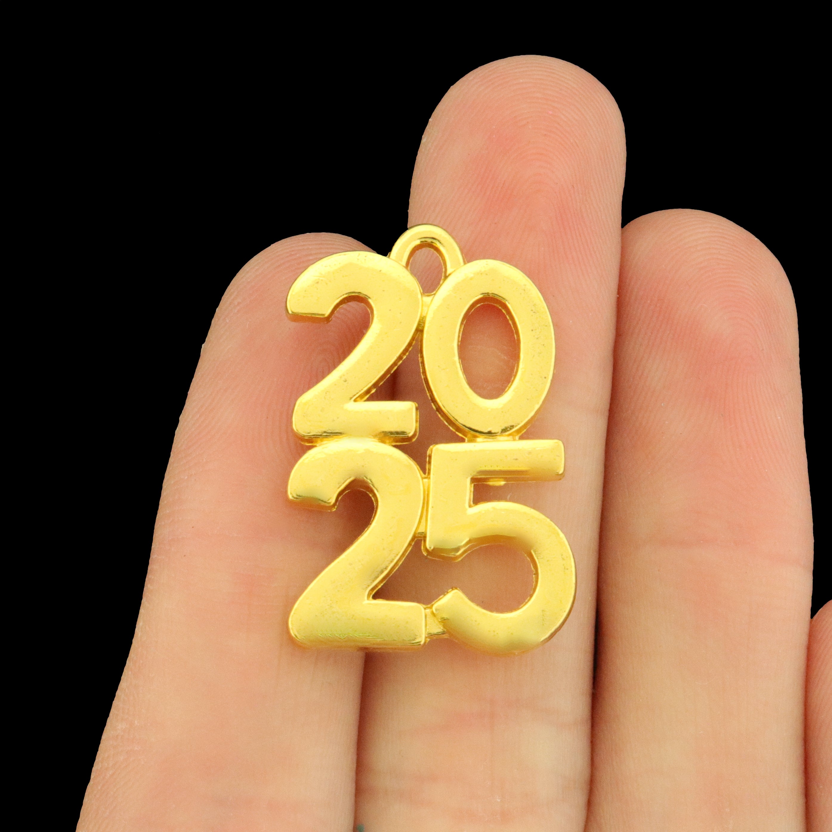 4 Year 2025 Gold Tone Alloy Charm - GC1133