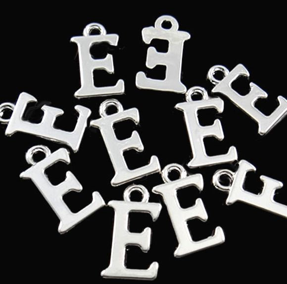 4 Lettre A Alphabet Argenté Charms - SC2336