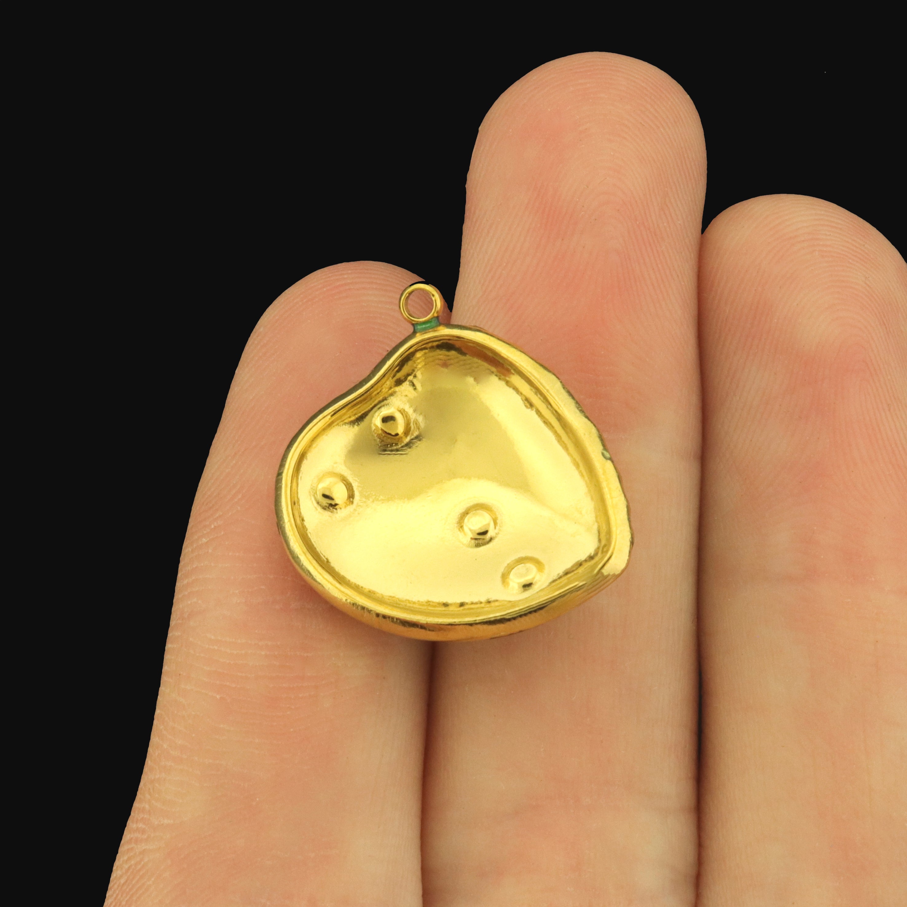 Green Seashell Stainless Steel Enamel Charms - E1635