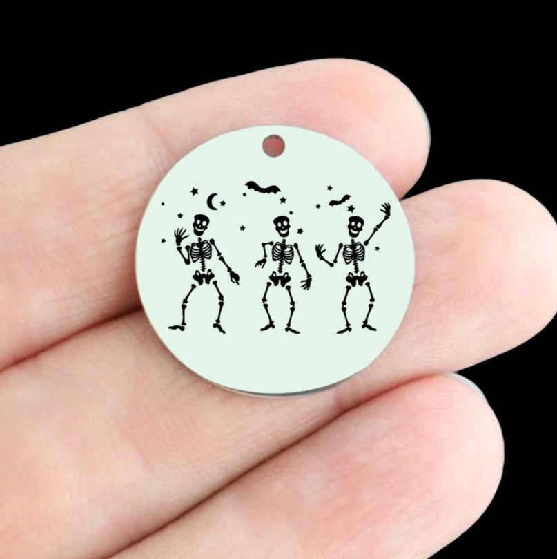 Halloween Stainless Steel 25mm Round Charms - Skeleton Party