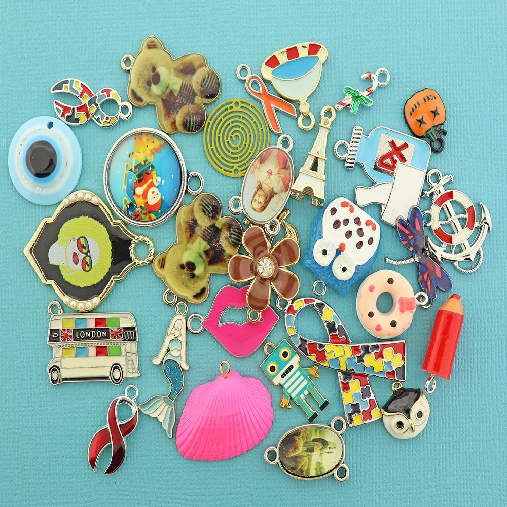 LIQUIDATION 100 breloques assorties de bronze argenté antique et ton or moins que le prix de gros sac à saisir 90 % de réduction sur GRAB10