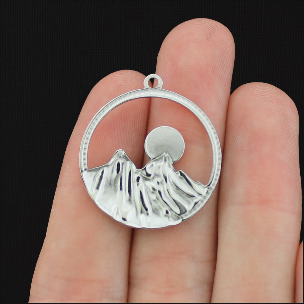 Charme en acier inoxydable ton argent avec montagne - SSP003