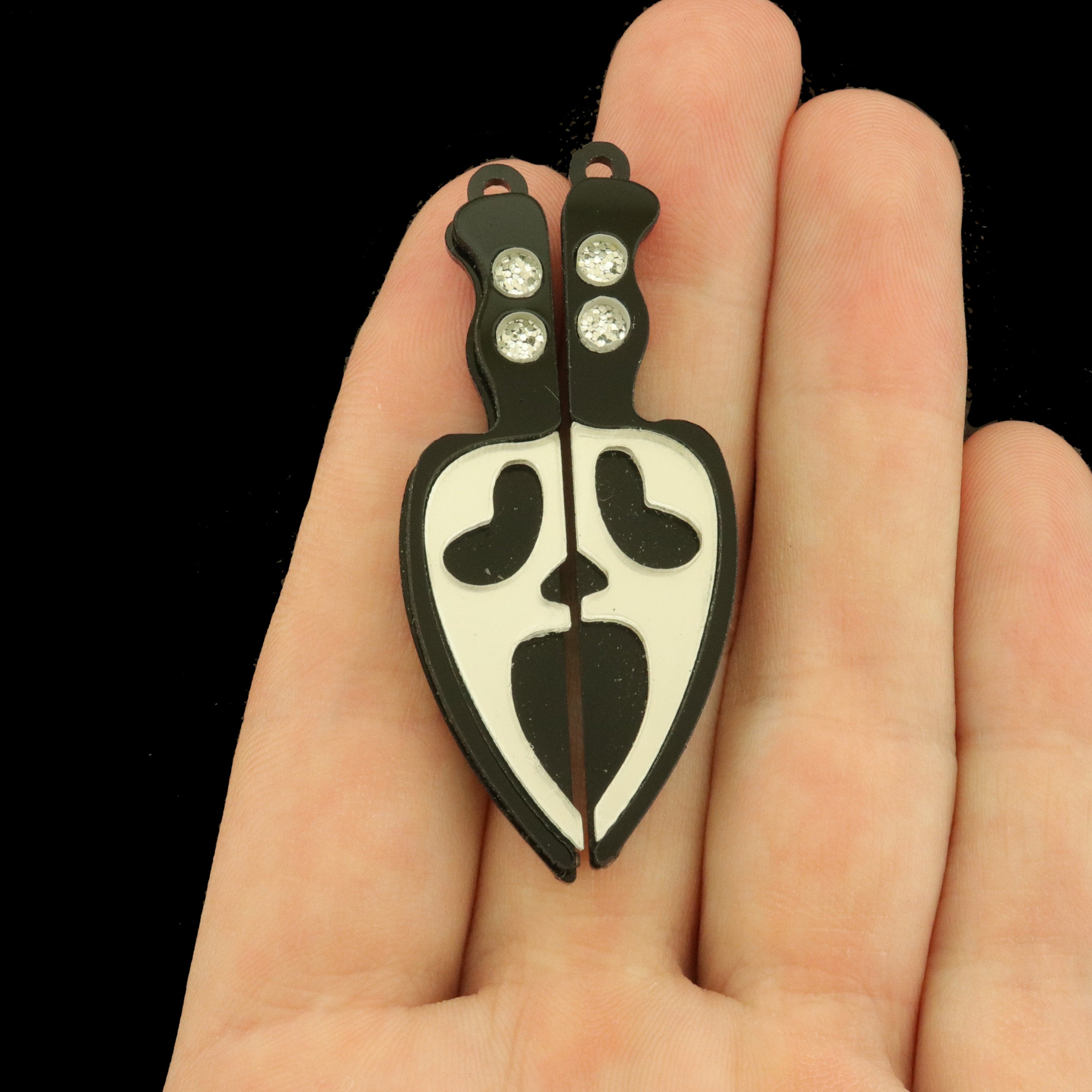 Scary Knife Acrylic Charms - 1 Set - K156