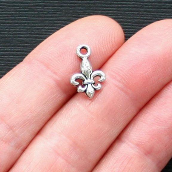 10 Fleur de Lis Antique Silver Tone Charms 2 Sided - SC1979