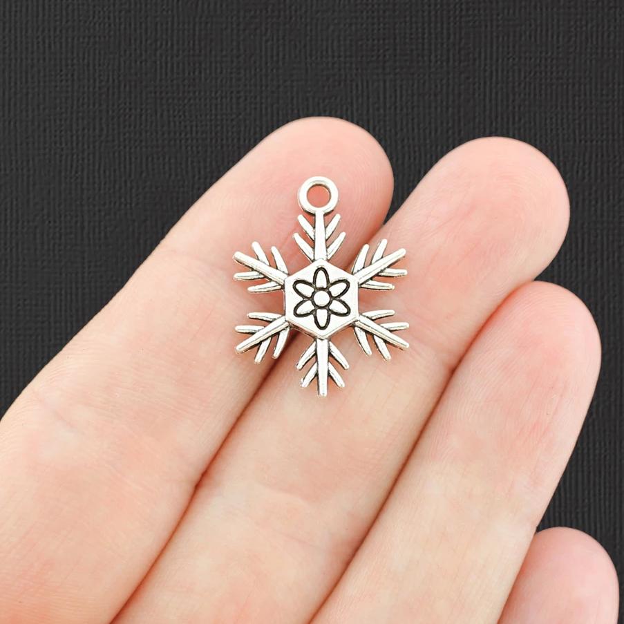 10 Snowflake Charms Antique Silver Tone - XC122
