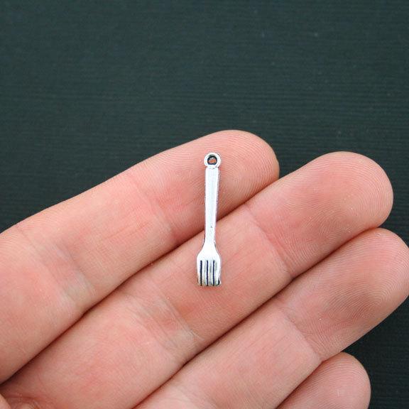 15 Fork Antique Silver Tone Charms 2 Sided - SC3407