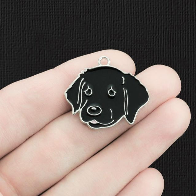 2 breloques chien en émail argenté - E288