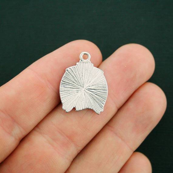 2 breloques chien en émail argenté - E483