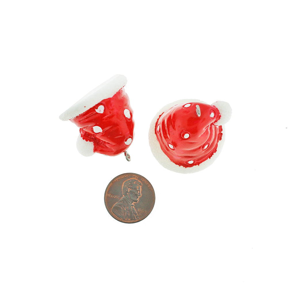 2 breloques de ton argent en résine de bonnet de Noel 3D - K327