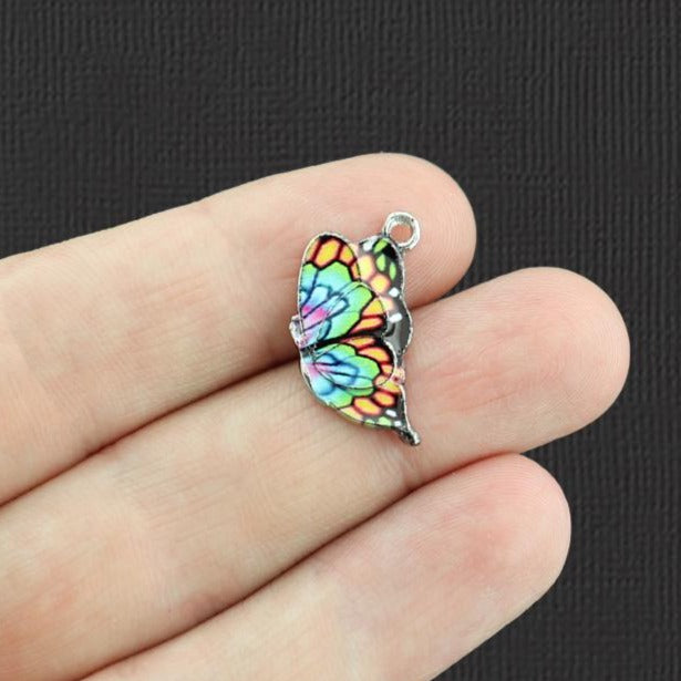 4 breloques en émail argenté papillon arc-en-ciel - E1043