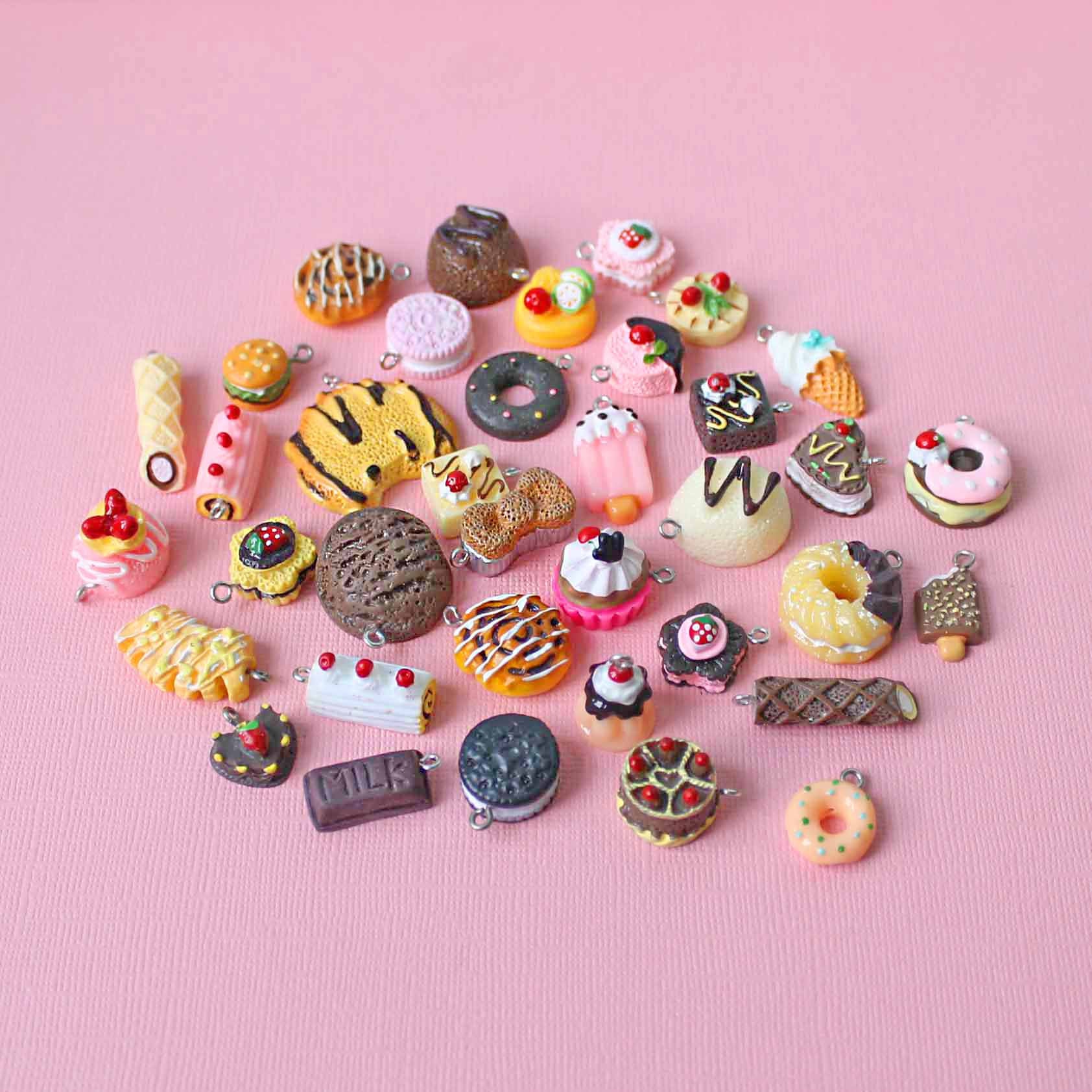 4 Breloques Bonbons Acryliques 3D Assorties - E214