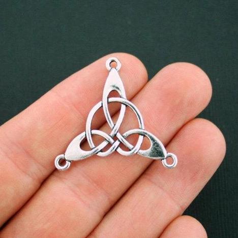 4 Celtic Knot Connector Antique Silver Tone Charms - SC5628