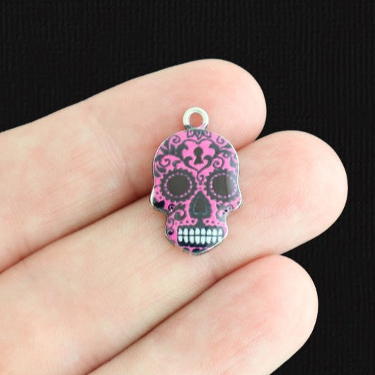 4 breloques en émail argenté tête de mort florale - E1564