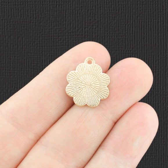 Charms en émail doré à 4 fleurs - E883