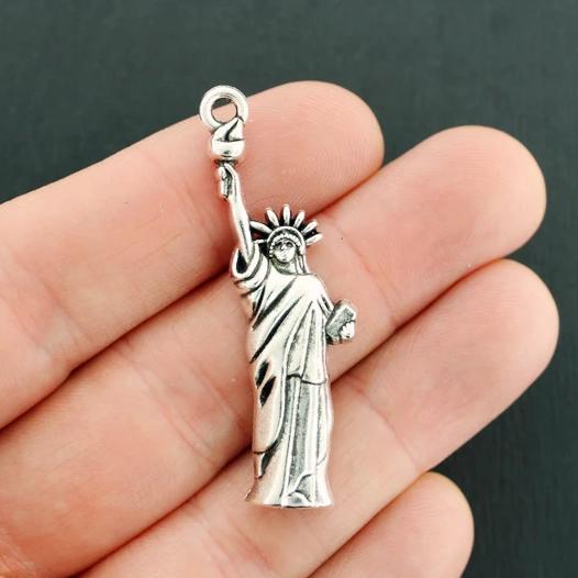 4 Statue of Liberty Antique Silver Tone Charms - SC5799
