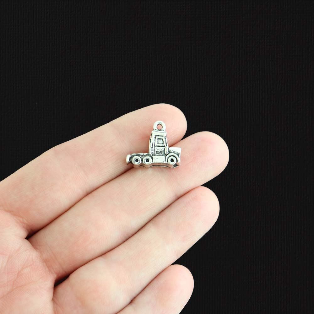 4 Truck Antique Silver Tone Charms 3D - SC2319