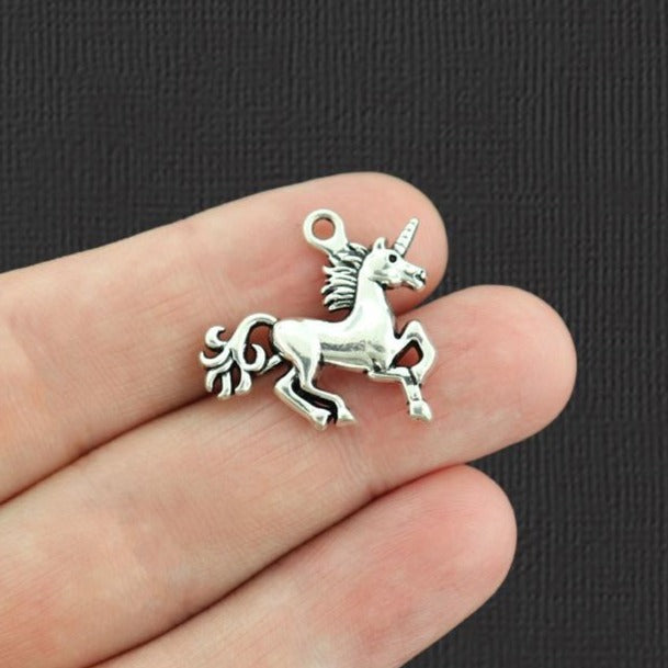 4 breloques argentées antiques de licorne 2 faces - SC1958