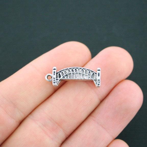 5 Bridge Antique Silver Tone Charms 3D - SC047