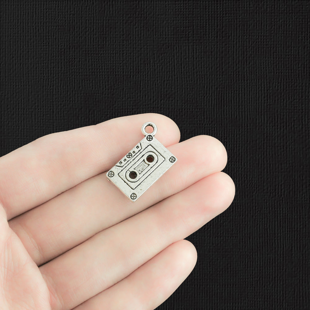 5 breloques de ton argent antique de cassette - SC525