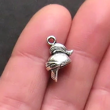5 Medieval Helmet Antique Silver Tone Charms 3D - SC682