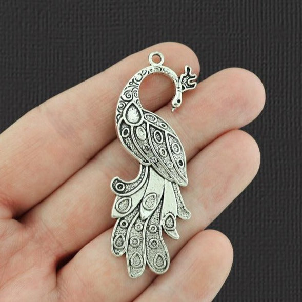 5 breloques argentées antiques de paon - SC2058