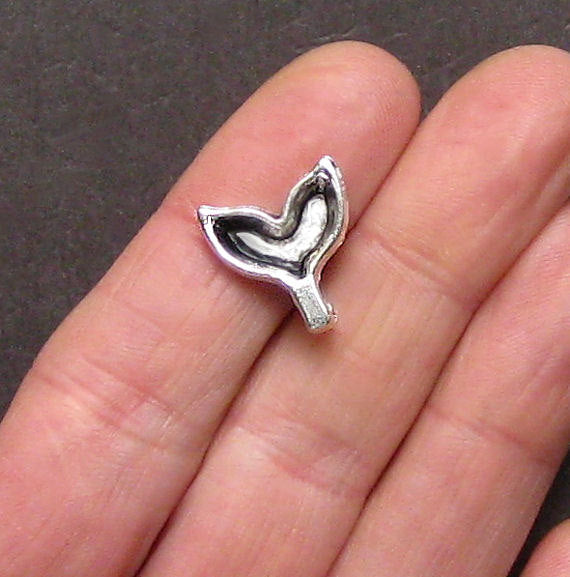 5 Whale Tail Antique Silver Tone Charms - SC899