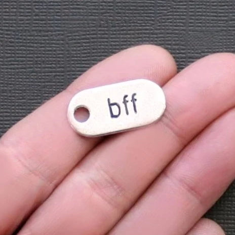 6 breloques de ton argent antique BFF - SC2269