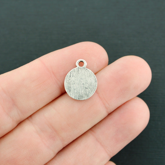 6 Flower Circle Antique Silver Tone Charms - SC1378