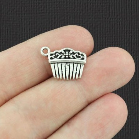 6 breloques de ton argent antique peigne à cheveux - SC1767