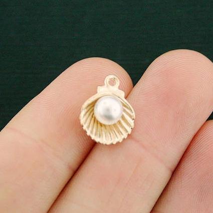 6 Seashell Gold Tone Charms 3D - GC1269