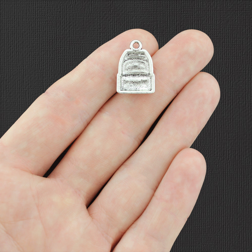 8 breloques argentées antiques pour sac à dos - SC5277