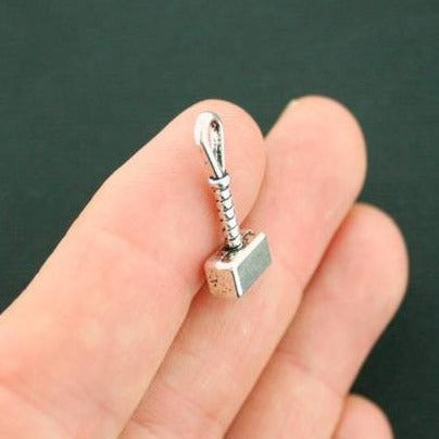 8 Hammer Antique Silver Tone Charms 3D - SC7251
