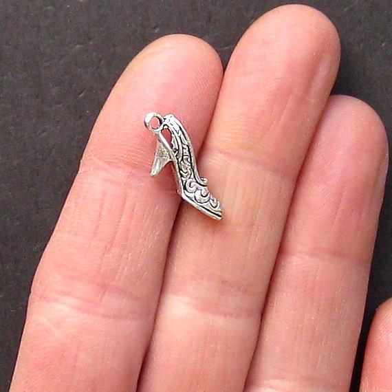 8 High Heel Shoe Antique Silver Tone Charms 3D - SC1304