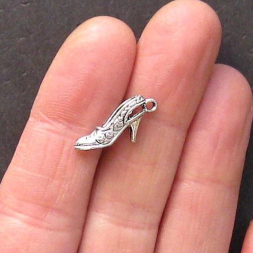 8 High Heel Shoe Antique Silver Tone Charms 3D - SC1304
