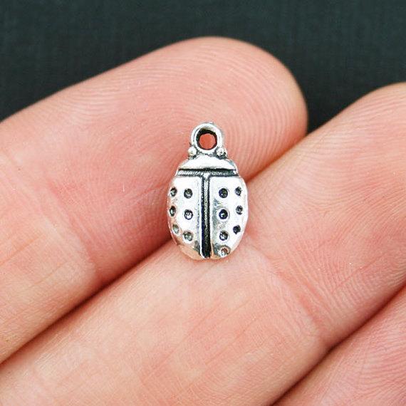 8 breloques de ton argent antique coccinelle - SC1349