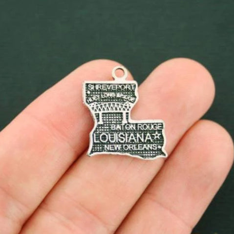 8 Louisiana State Antique Silver Tone Charms - SC1781