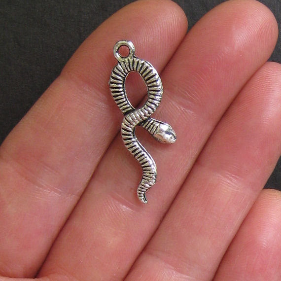 8 Snake Antique Silver Tone Charms 2 Sided - SC432