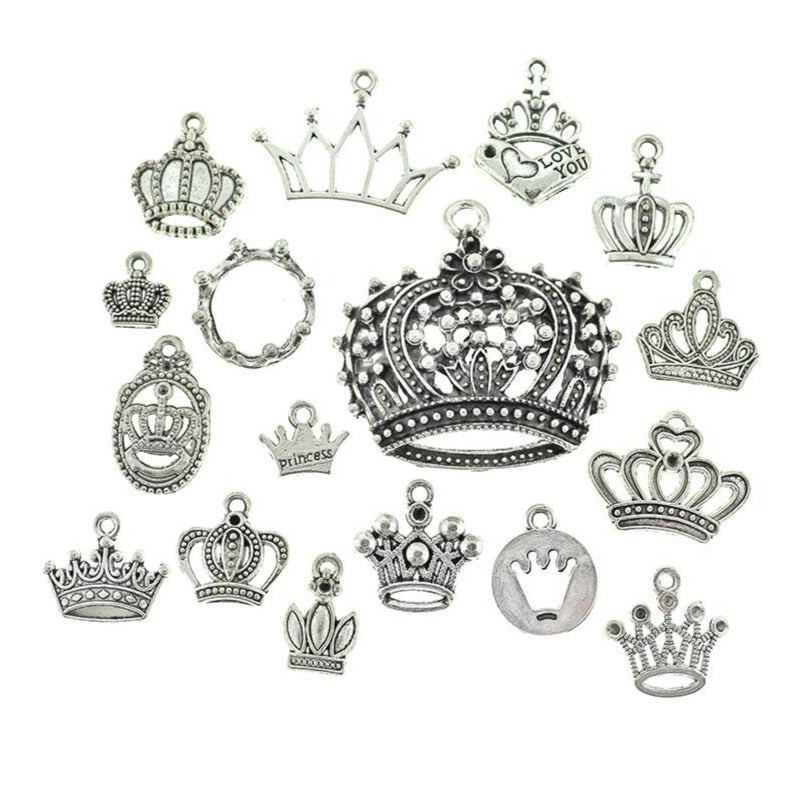 Crown Charm Collection Ton argent antique 17 breloques différentes - COL377
