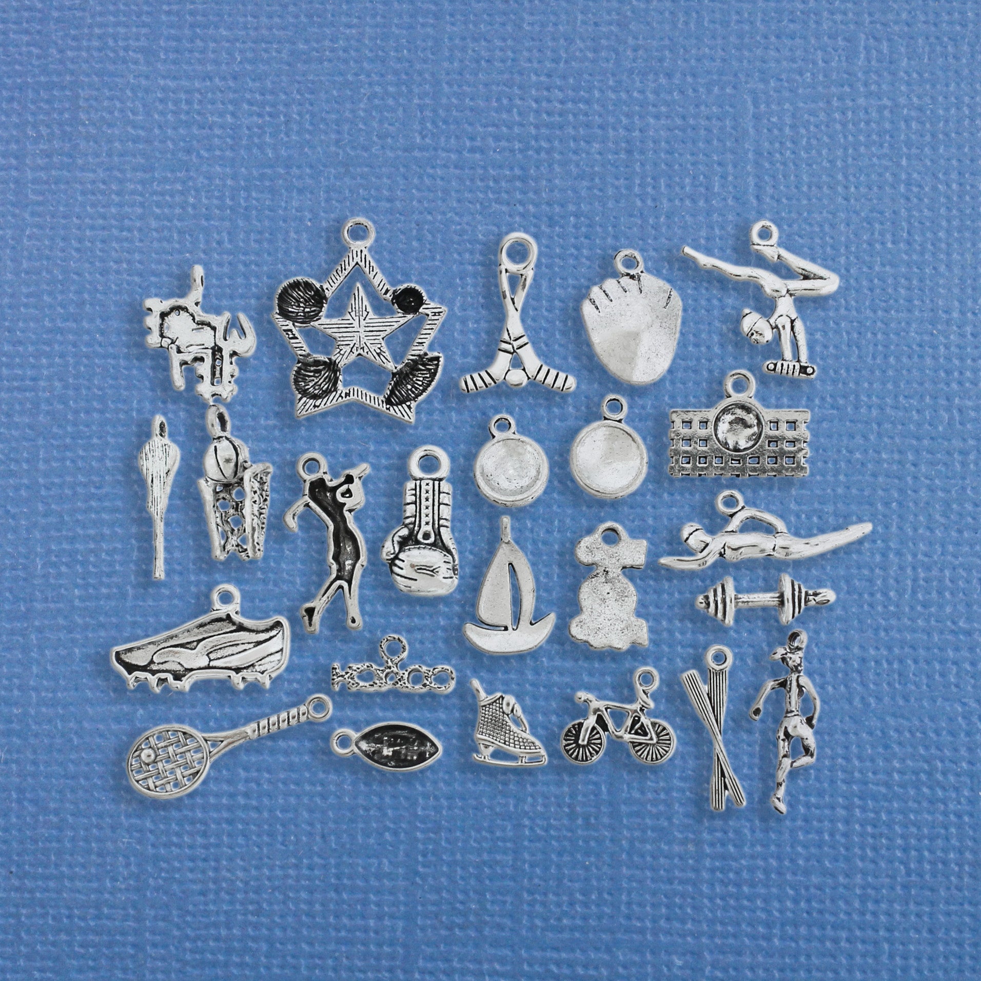 Deluxe Sports Charm Collection Ton argent antique 24 breloques différentes - COL211