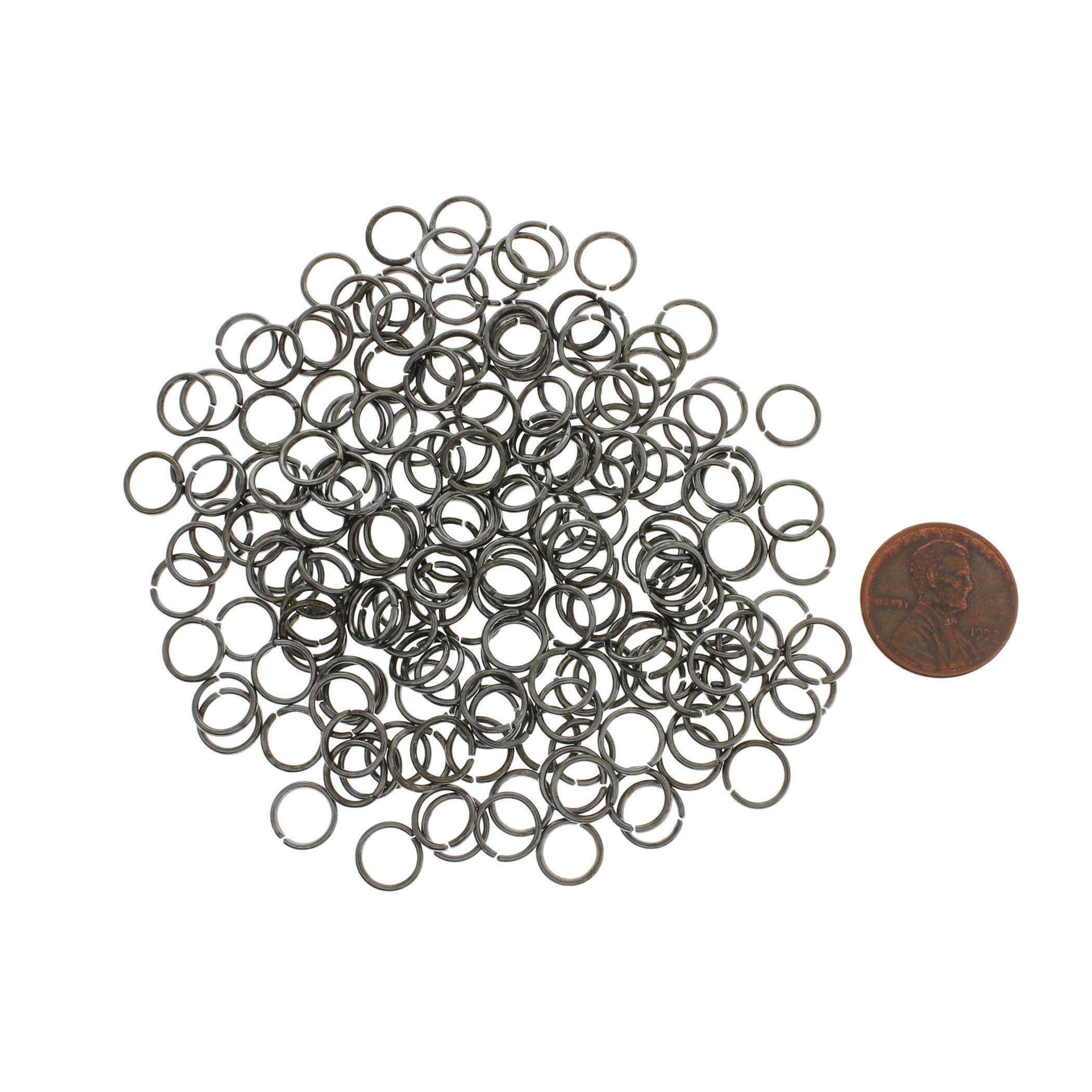 Gunmetal Tone Jump Rings 8mm x 1mm - Open 18 Gauge - 200 Rings - J272