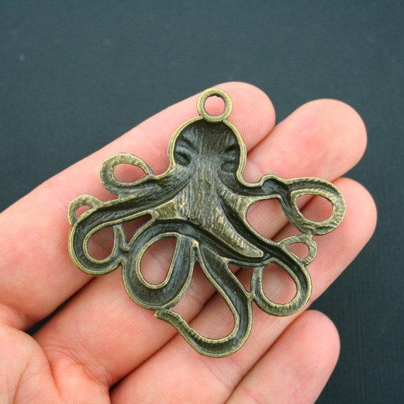 Octopus Connector Antique Bronze Tone Charm - BC279
