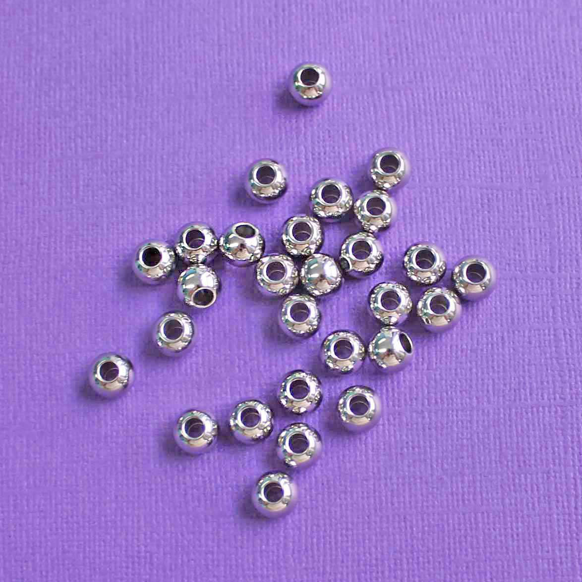 Round Spacer Beads 8mm x 8mm - Silver Stainless Steel - 12 Beads - FD468