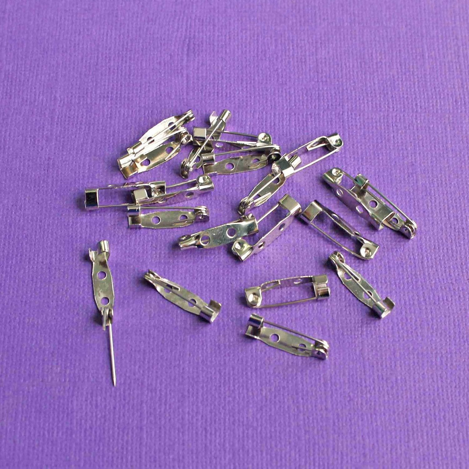 Silver Tone Brooch Pins - 20mm x 5mm - 20 Pieces - FD308