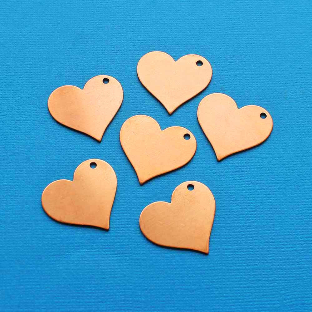 Ébauches d'estampage de coeur - Aluminium anodisé noir - 27 mm x 25 mm - 10 étiquettes - MT374