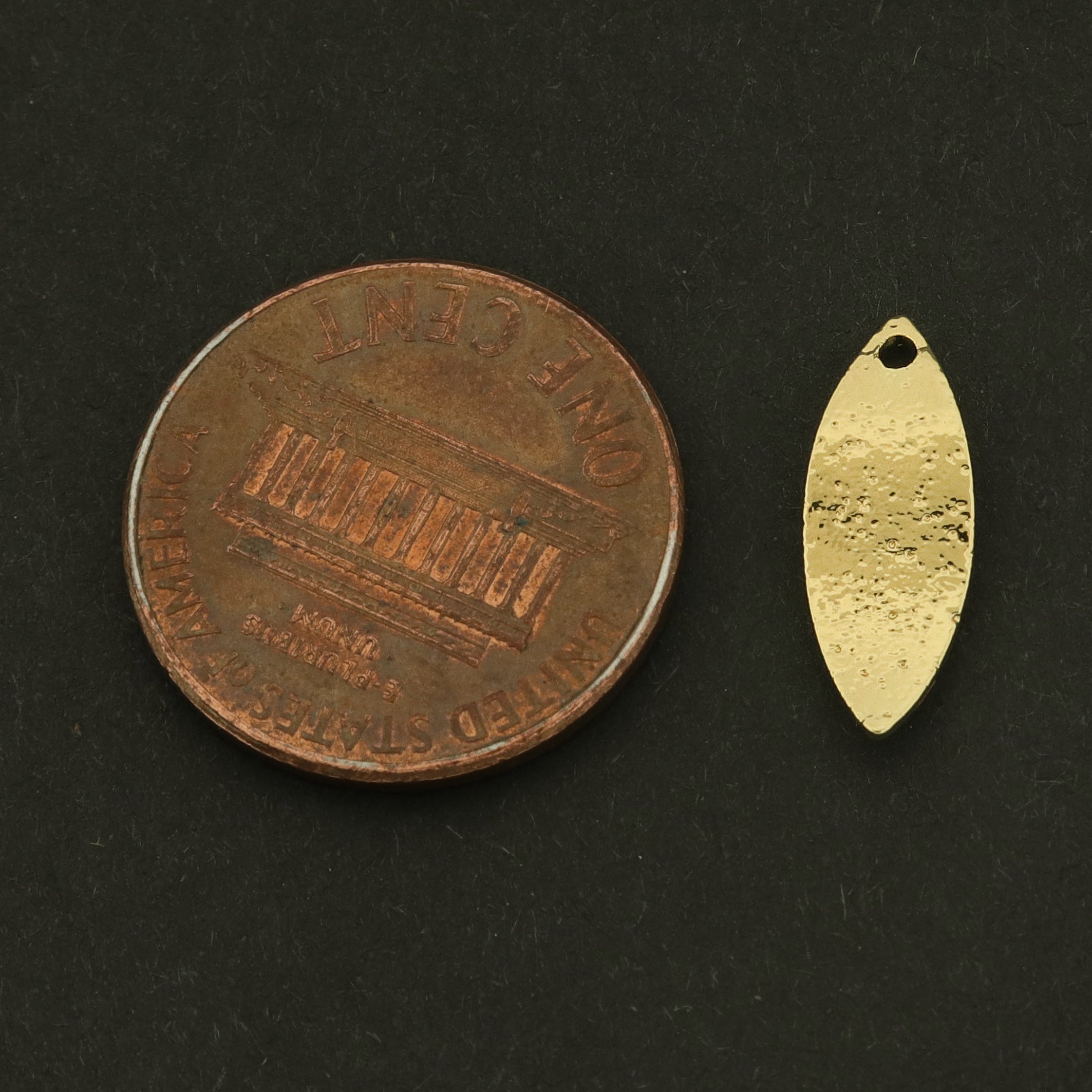 14k Leaf Charm - Drop Pendant - Textured - 8 Charms - 14k Gold Filled - GLD758