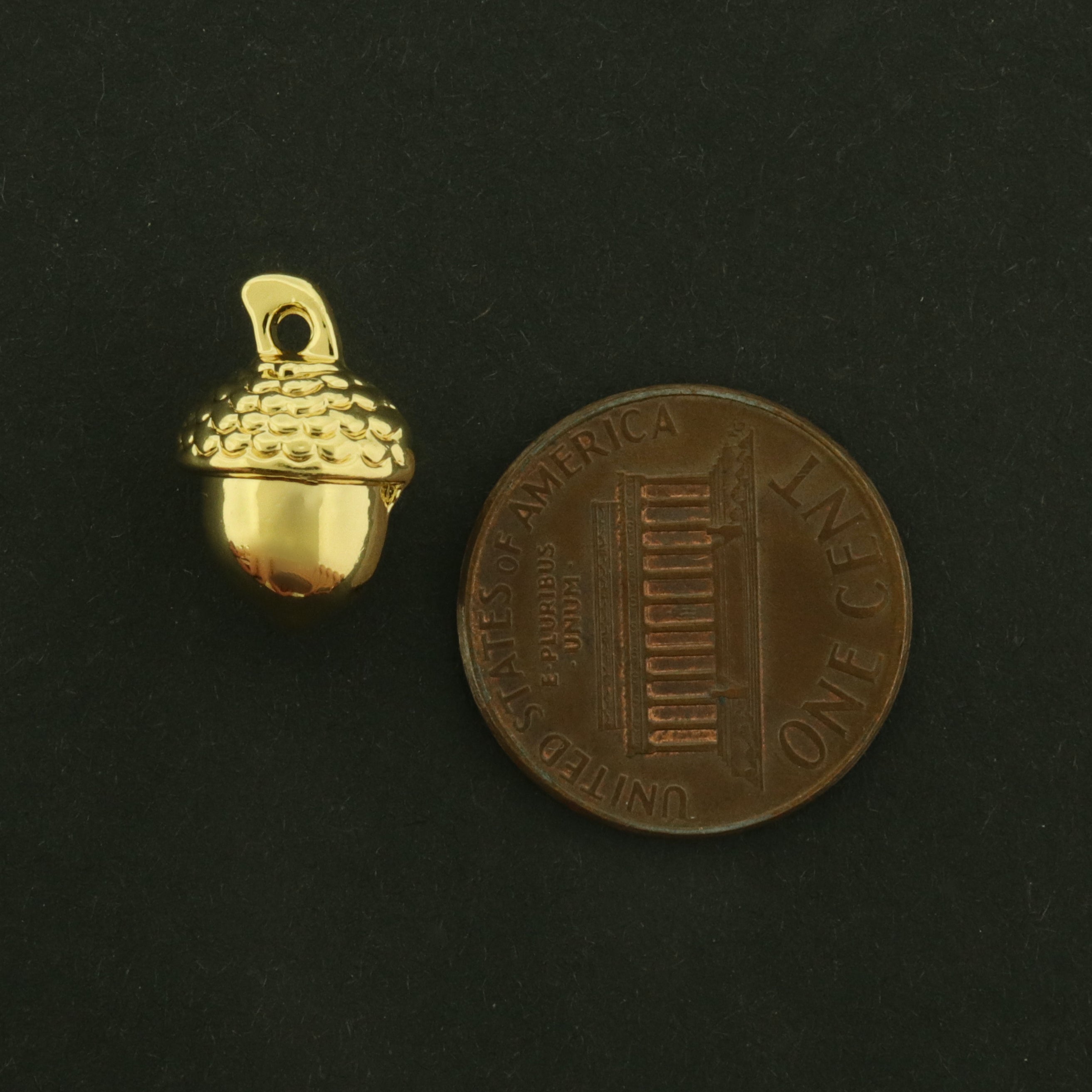 18k Acorn Charm - 2 Charms - 3D Fall Pendant - GLD1009